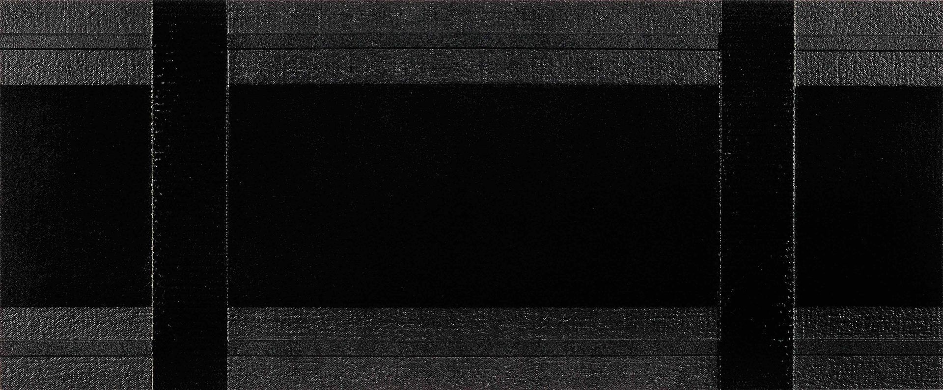 Plaid_Black