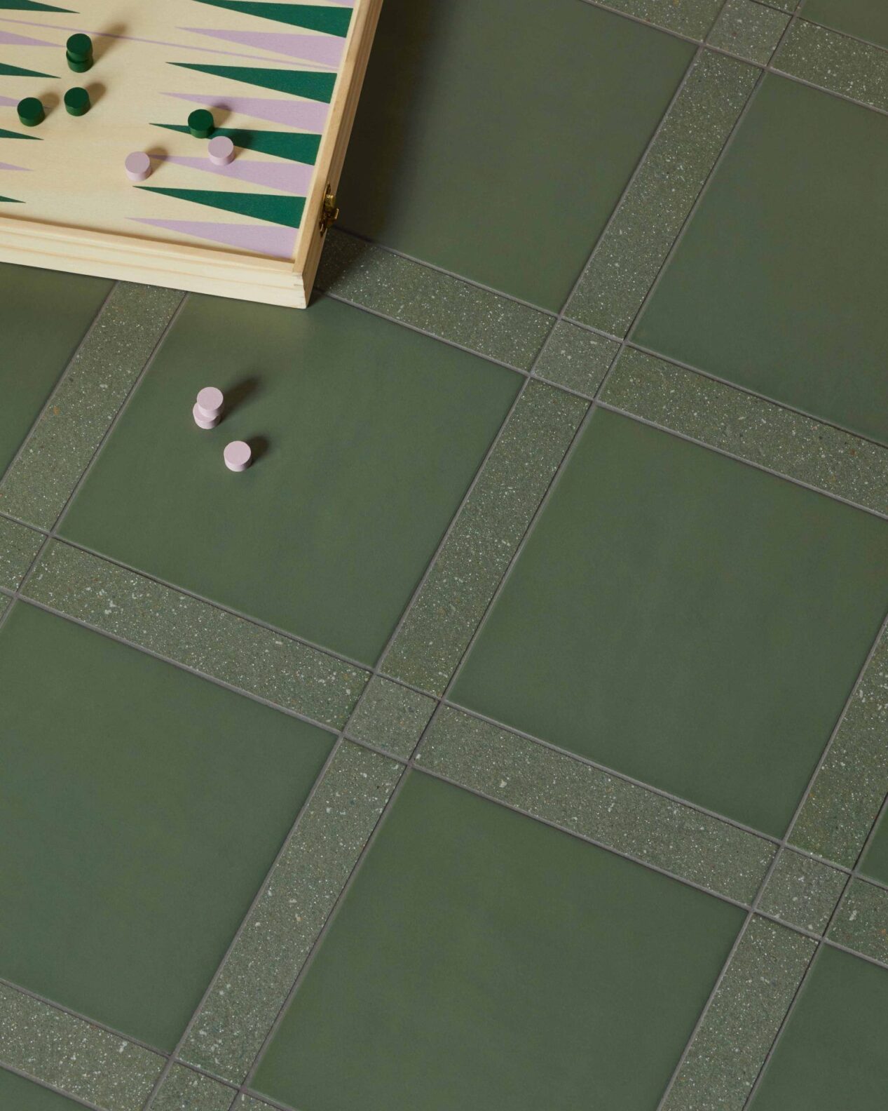 Time_HighlandGreenRoughSmooth_Install2